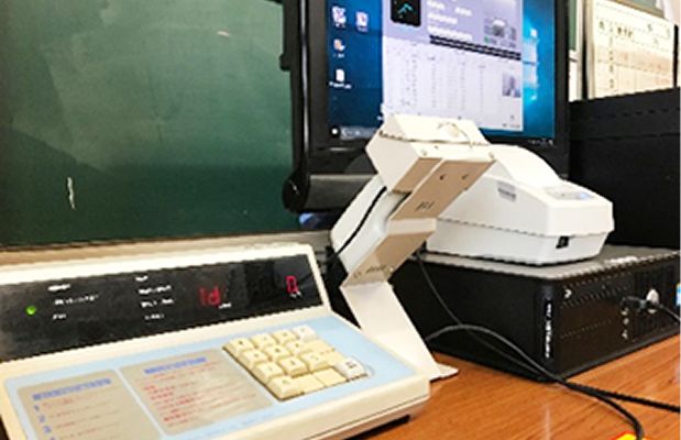 アルコールチェック機器