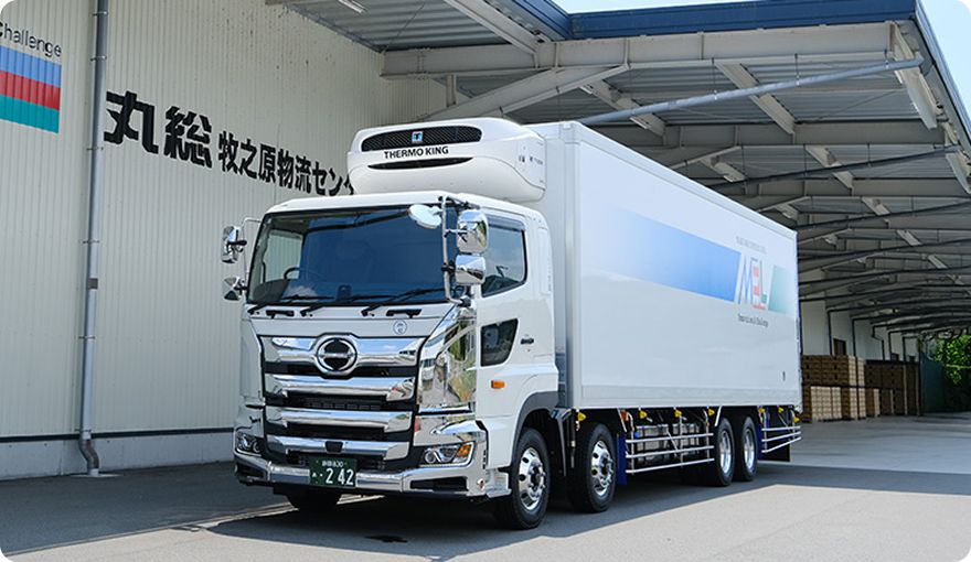 静岡県内配送用の医薬品物流トラック